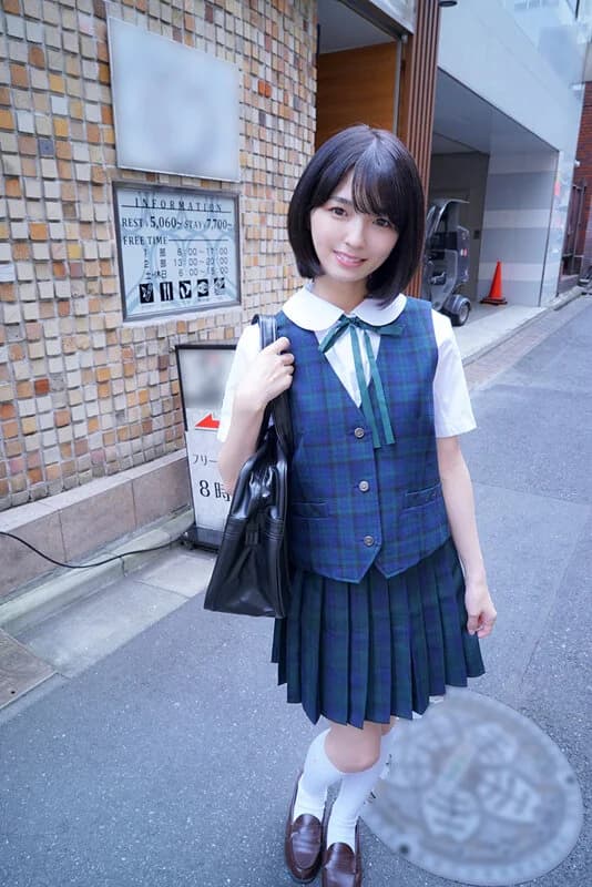 倉本すみれ画像