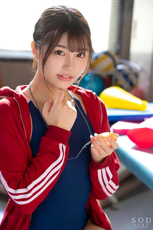 唯井まひろ画像